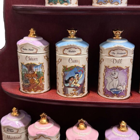 Walt Disney Spice Jar Set Lenox 1995 Salt Pepper Shakers EUC Vintage 26 Set - Picture 4 of 16